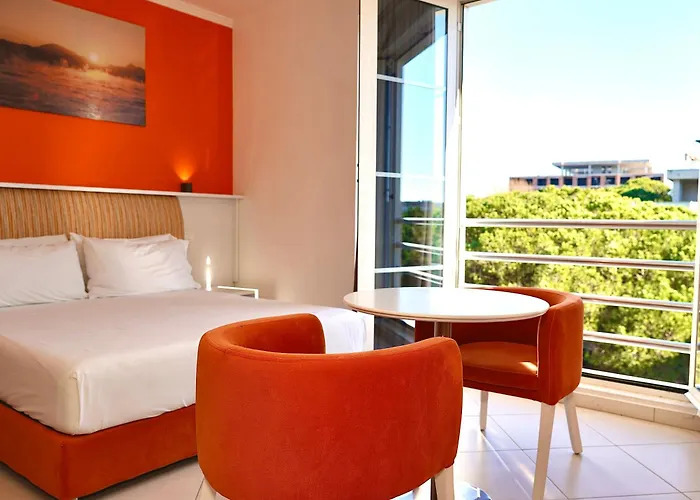 Monaco & Garden 3*