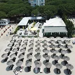 호텔 Monaco & Garden 3*