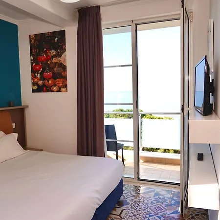 Monaco&garden Hotel 3*