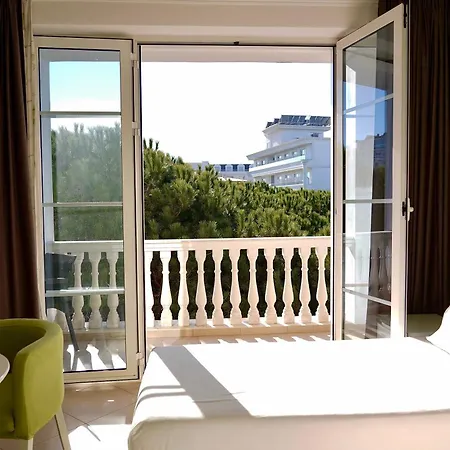 Monaco&garden Hotel Golem (Tirana)