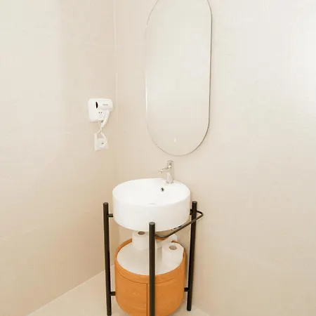 Monaco & Garden 3* 골렘
